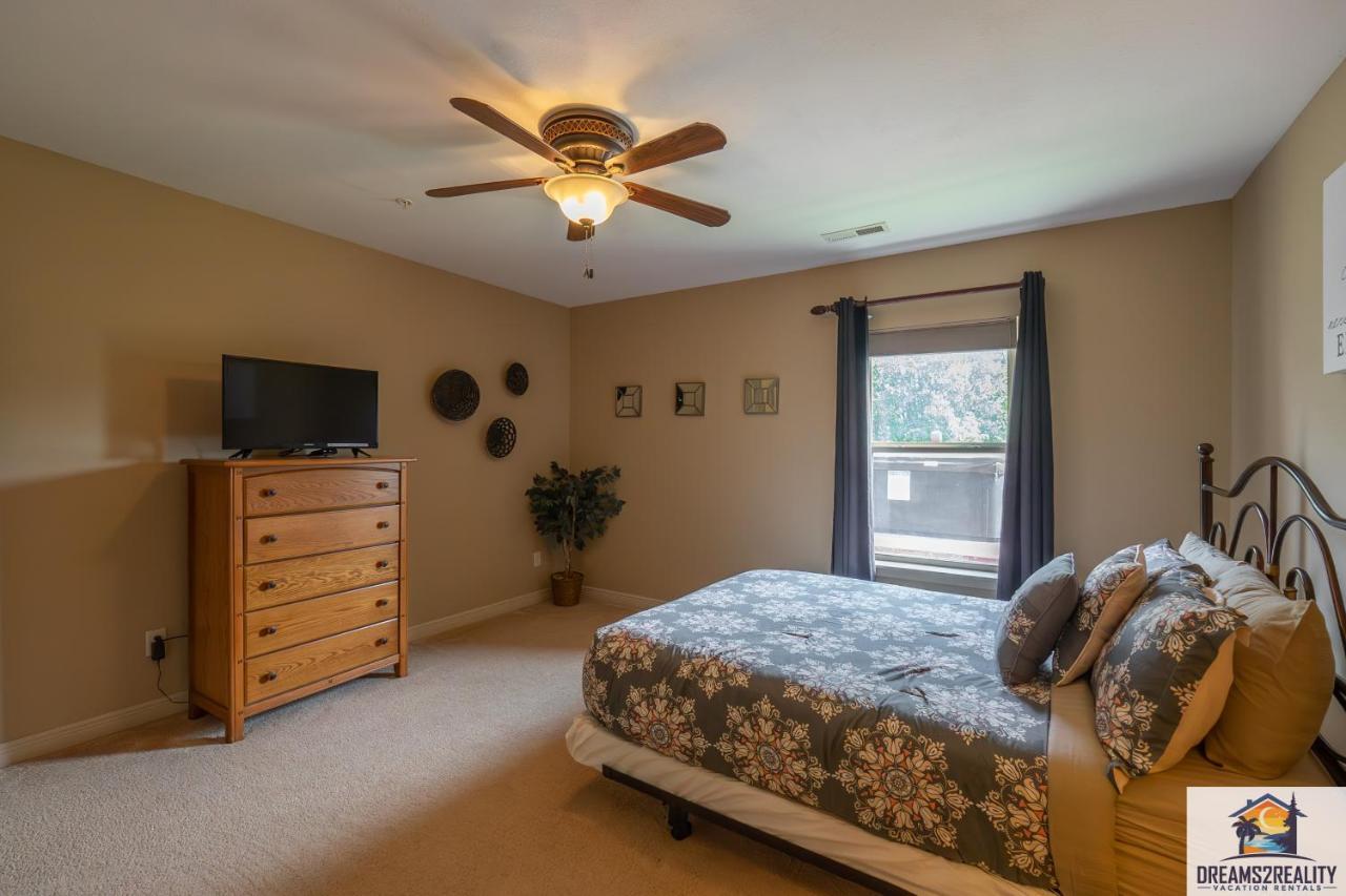 4Br Walk-In - Foosball Table - Hot Tub - Fire Pit - Free Tickets Included - Dv166 Branson Buitenkant foto