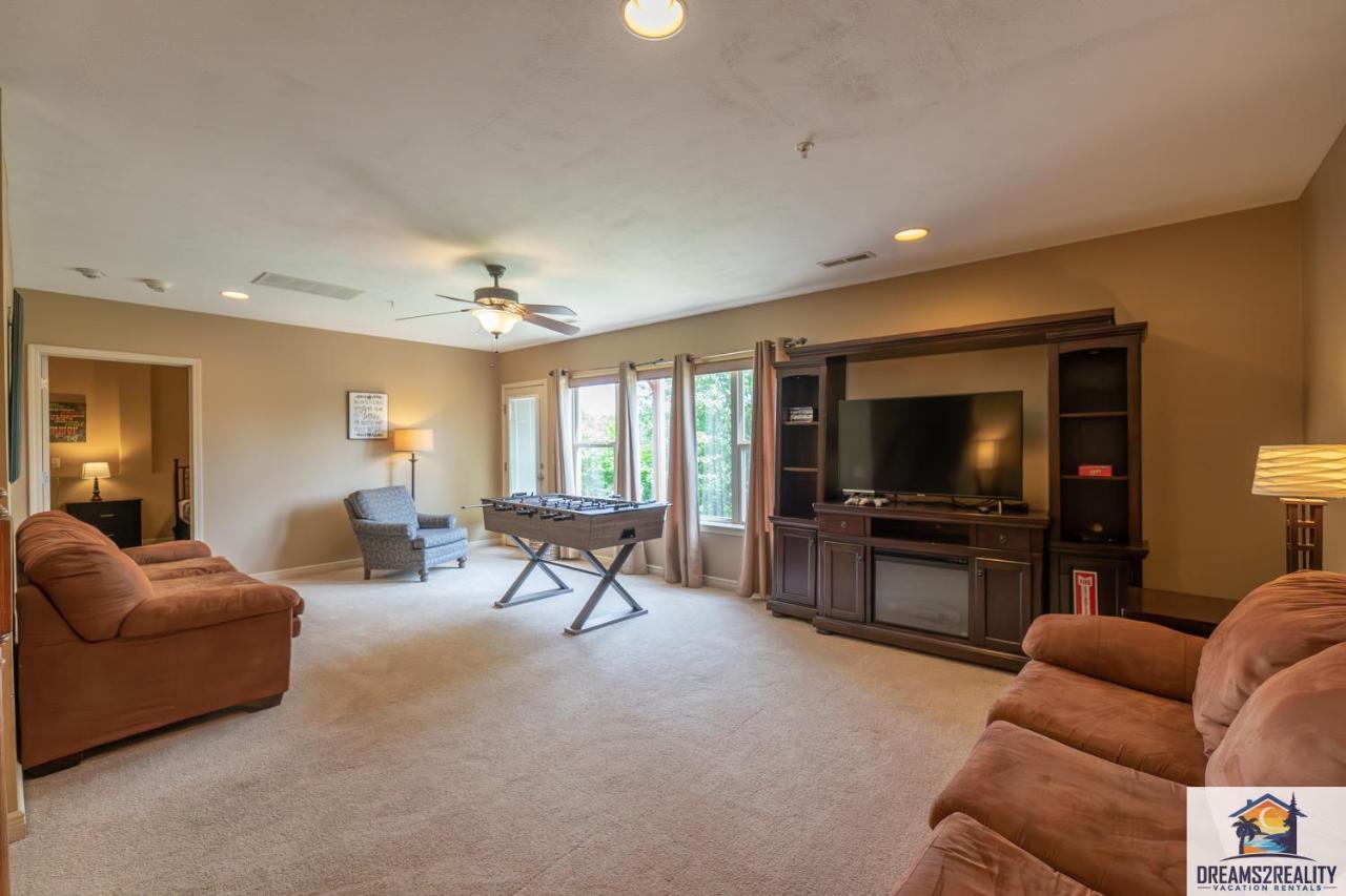 4Br Walk-In - Foosball Table - Hot Tub - Fire Pit - Free Tickets Included - Dv166 Branson Buitenkant foto